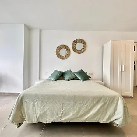 Holiday Feel D - Studio * Puerto de la Madera